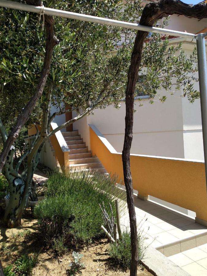 Apartments Palit ราบ ภายนอก รูปภาพ